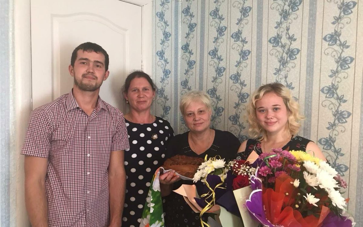 «Любим как родную дочь» — развенчиваем стереотипы об отношениях свекрови и невестки